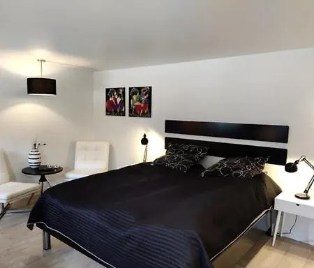 Guest house Vaerelser I Midtbyen