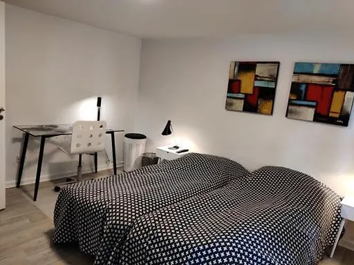 Vaerelser I Midtbyen 게스트하우스